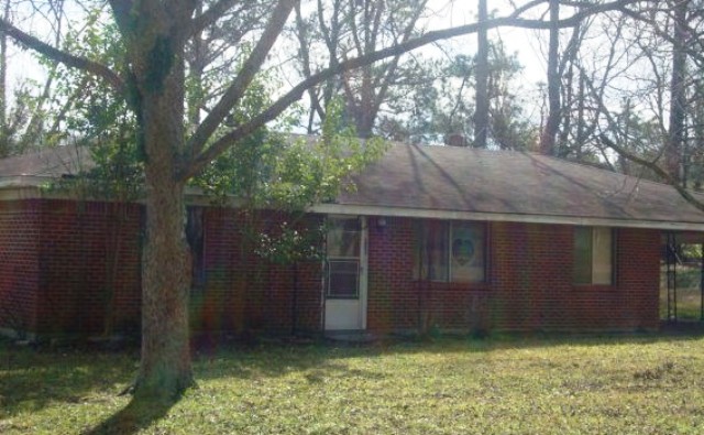 303 N Court St, Ellisville, MS 39437 