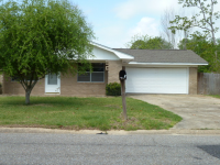 111 S Kern Dr, Gulfport, MS 39503 