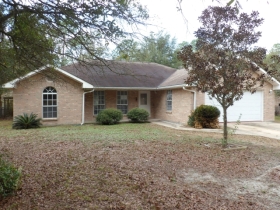 1129 Spruce St, Ocean Springs, MS 39564 