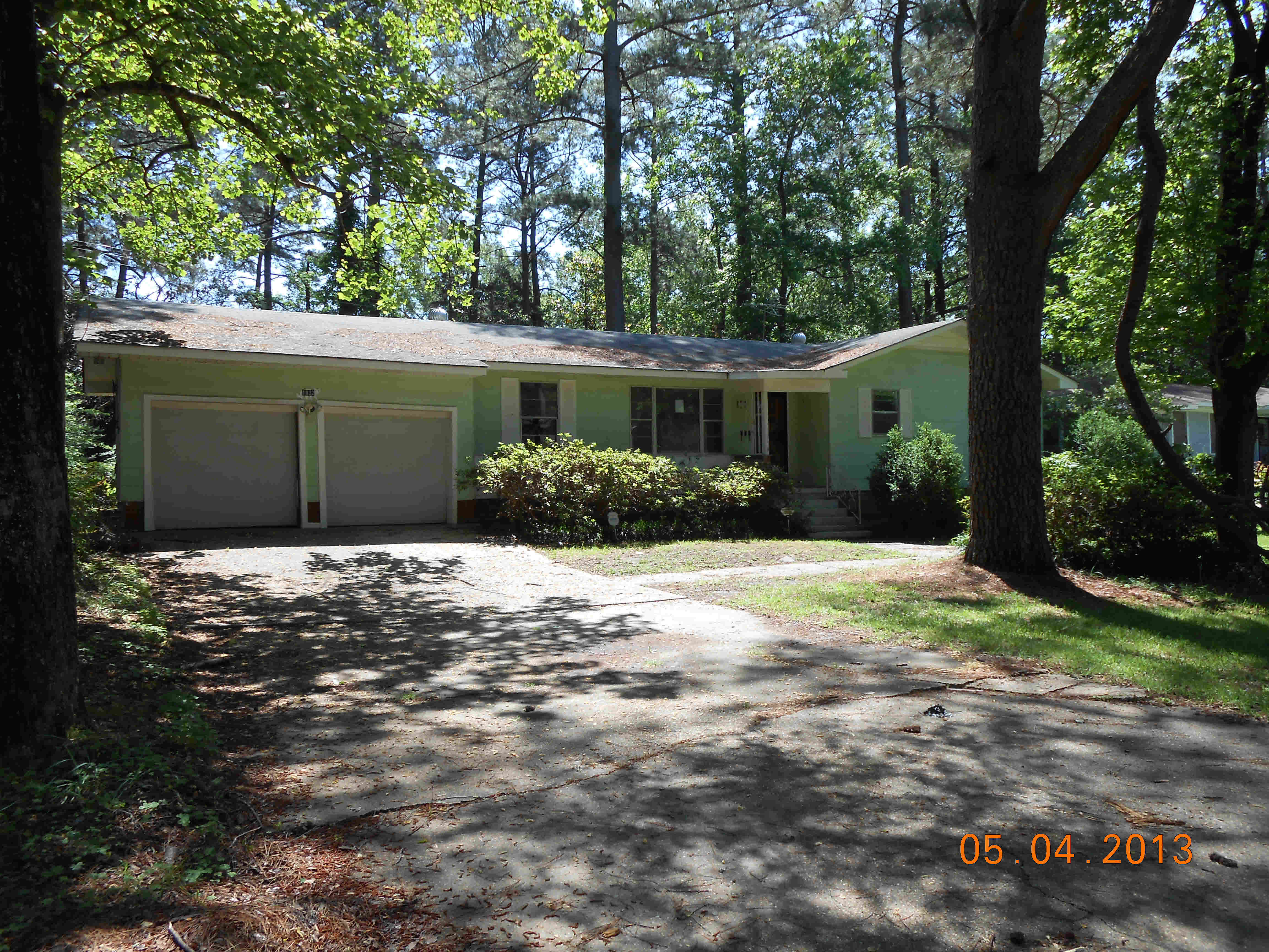 1932 Wisteria Dr, Jackson, MS 39204 