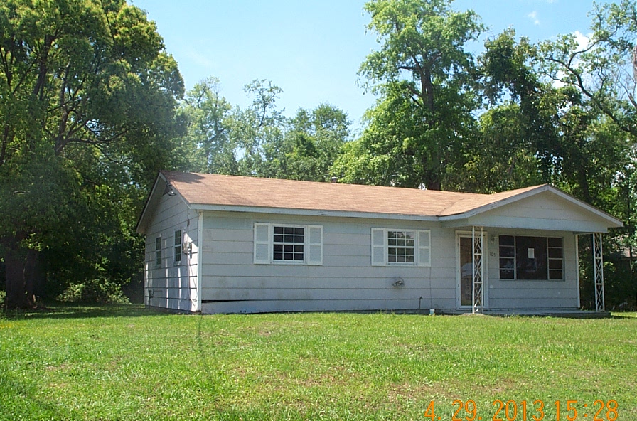 105 Galloway St, Long Beach, MS 39560 