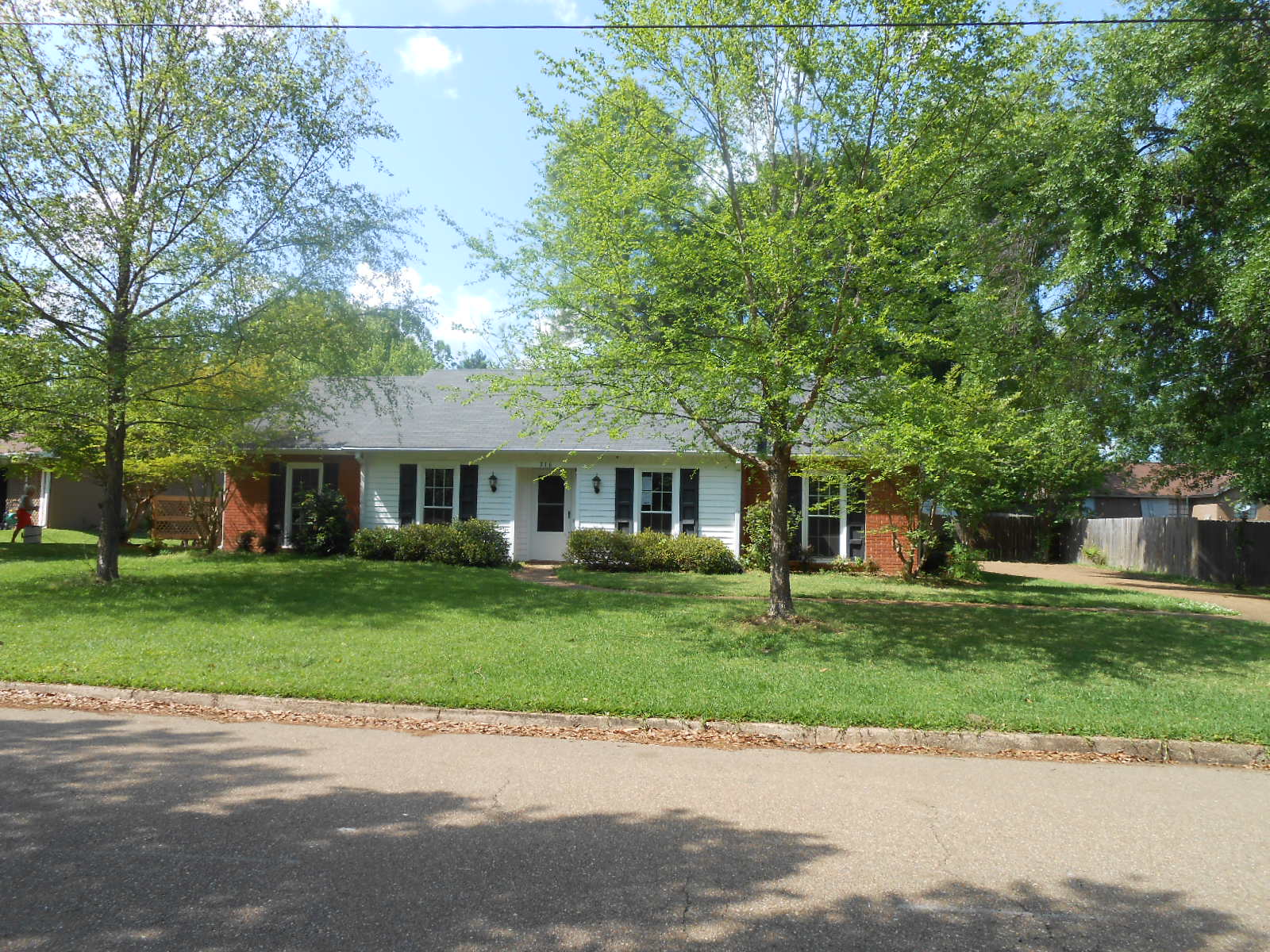 316 Longmeadow Dr, Ridgeland, MS 39157 