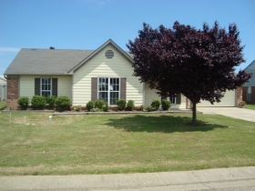 6590 Bentley Cove, Horn Lake, MS 38637 