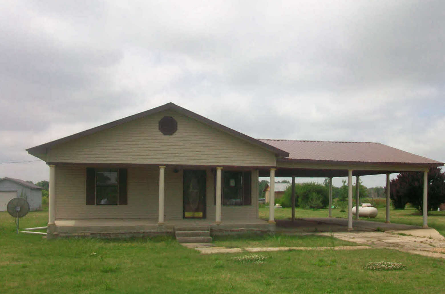 10689 Highway 322, Clarksdale, MS 38614 