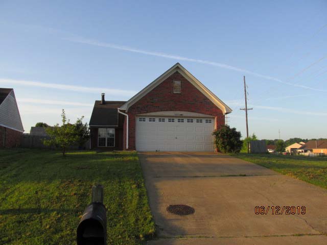 10503 Oak Leaf Dr, Olive Branch, MS 38654 