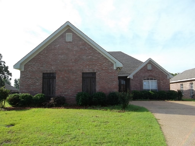 714 Meadow Way, Byram, MS 39272 