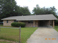 5507 Elder St, Moss Point, MS 39563 