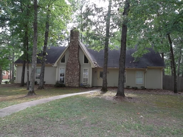 113 Camelia Dr, Brandon, MS 39047 