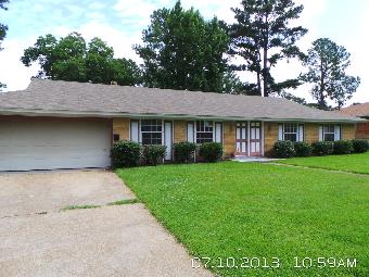 2440 Montebello Dr, Jackson, MS 39213 