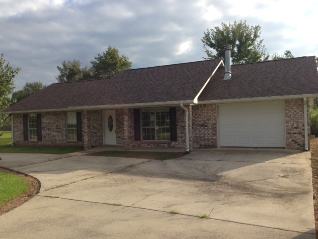 5014 Amy Lee Rd, Kiln, MS 39556 