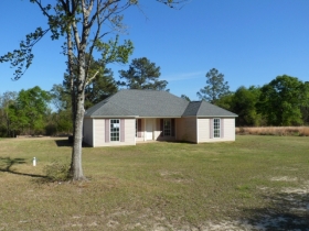 24175 Mchenry Rd, Saucier, MS 39574 
