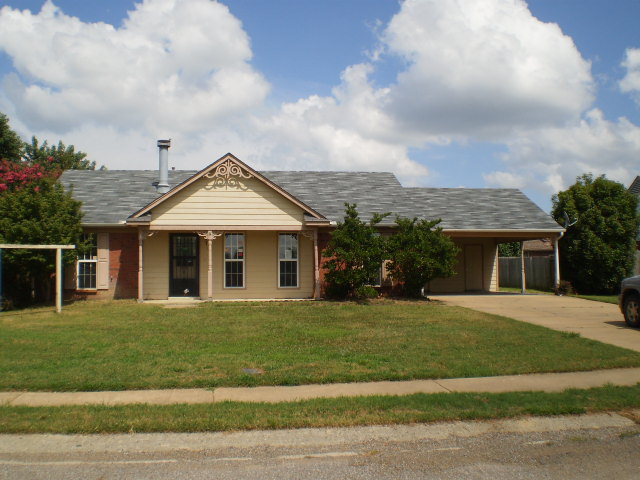 7132 Layne Dr, Horn Lake, MS 38637 