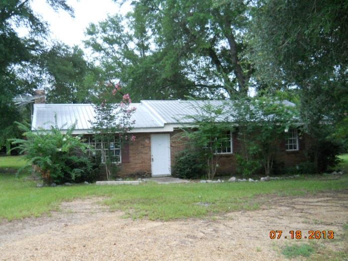 2075 Topisaw Dr SE, Bogue Chitto, MS 39629 