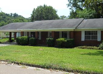 200 Marilyn Drive, Vicksburg, MS 39183 