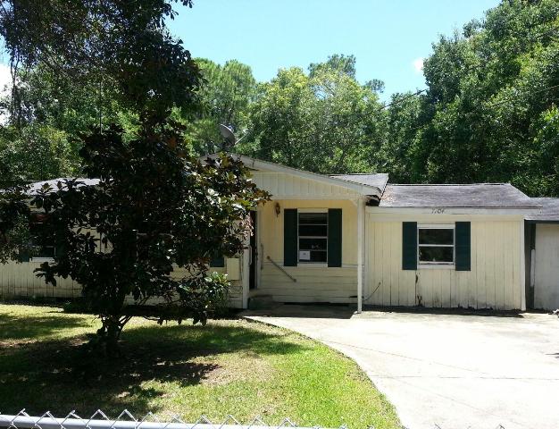 7704 Old Mobile Hwy, Moss Point, MS 39562 
