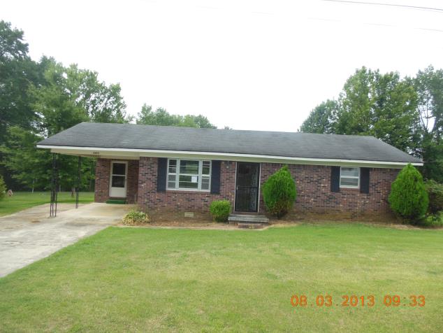 1008 Mayberry St, New Albany, MS 38652 