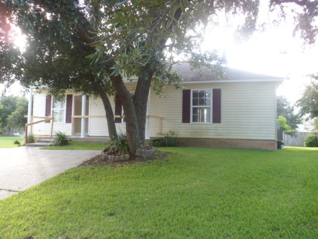 108 Yolanda Ct, Pass Christian, MS 39571 