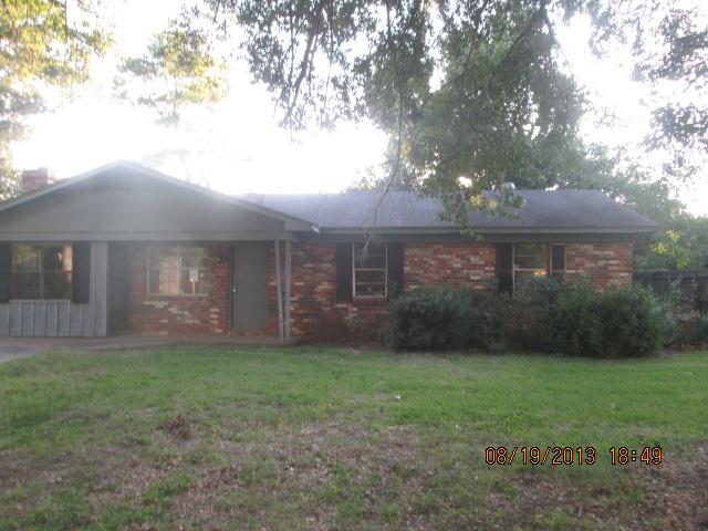 1639 Marilyn St, Greenville, MS 38703 