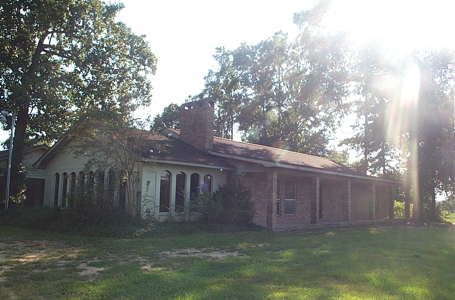 91073 Highway 42, Richton, MS 39476 