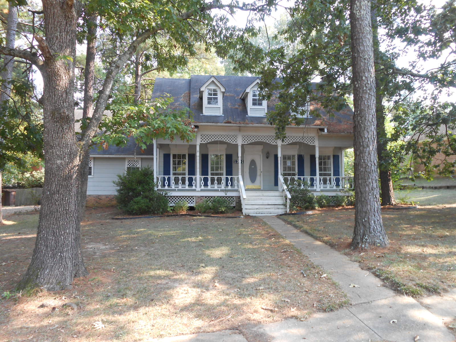 1301 Rosemont Dr, Clinton, MS 39056 