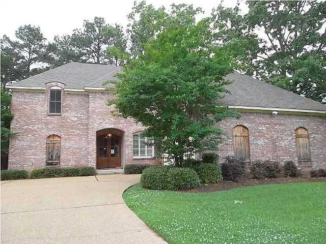 East Lake Forest Dr, Brandon, MS 39047 