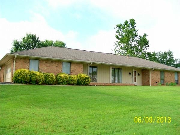 Cardinal, Tupelo, MS 38801 