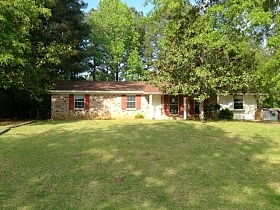 W Haven Dr, Kosciusko, MS 39090 