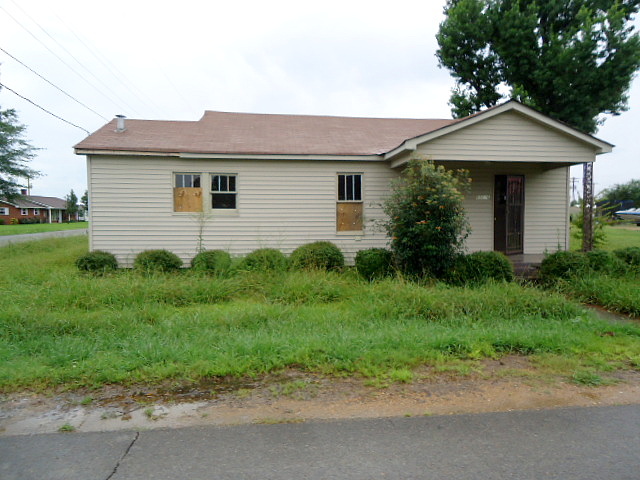 Jefferson, Smithville, MS 38870 