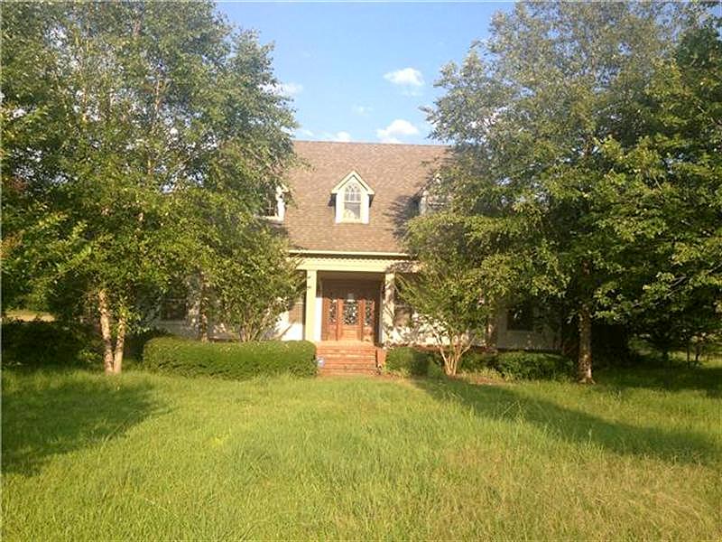 Perry, Grenada, MS 38901 