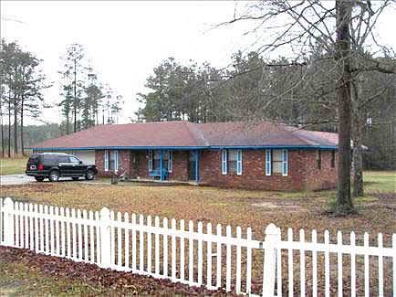 Quinn Lane, Mccomb, MS 39648 