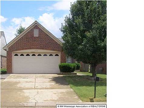 Bentley Cove, Horn Lake, MS 38637 