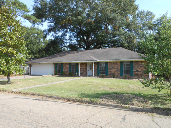 2032 Monaco St, Jackson, MS 39204 