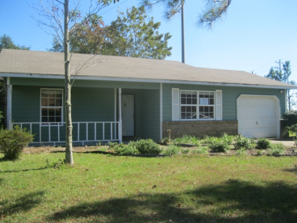 106 Faust Dr, Gulfport, MS 39503 