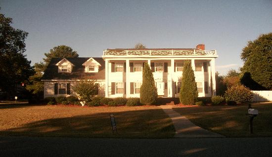 200 Maplewood Drive, Goldsboro, NC 27534 