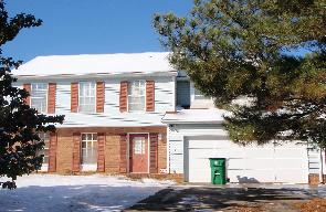 9311 Pondside Lane, Charlotte, NC 28213 