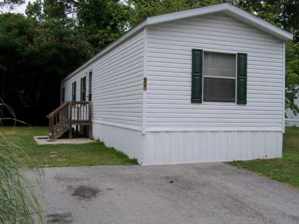 855 Washington Post Rd #206, New Bern, NC 28562 