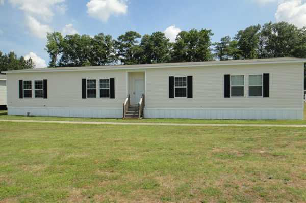 1528 NORTH ROAD STREET, Elizabeth City, NC 27909 