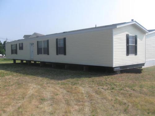 2741 US1/158 HWY, Henderson, NC 27536 