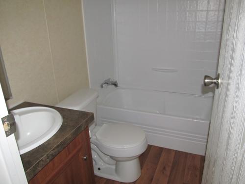 2026 NORTHSIDE DR, Statesville, NC 28625 