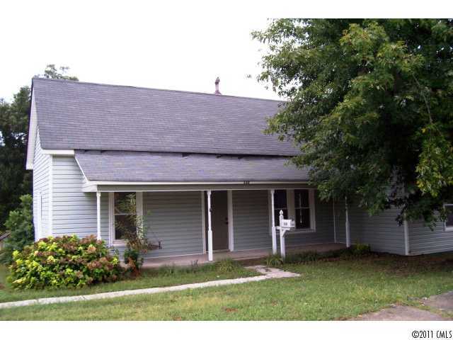 115 W Round St, Landis, NC 28088