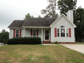 1221 PAMPASS TRL, ZEBULON, NC 27597 