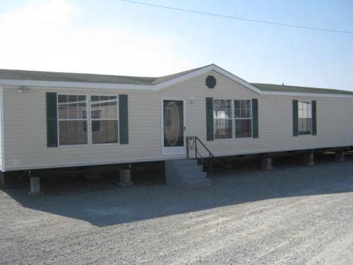 720 SOUTH EAST BLVD, Clinton, NC 28328 