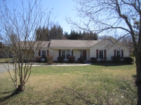 3235 FRIEDBERG CHUR, WINSTON SALEM, NC 27127 