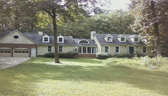 3911 Carmel Acres Dr, Charlotte, NC 28226 