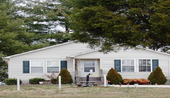 3651 Cedar Springs Drive, Winston Salem, NC 27107 