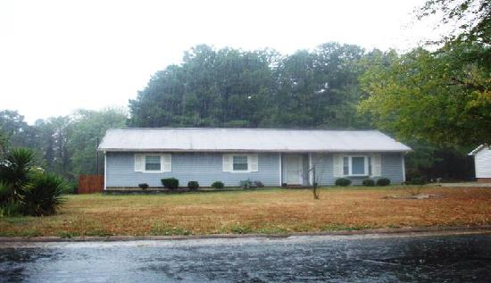 120 South Woodcrest Street, Durham, NC 27703 