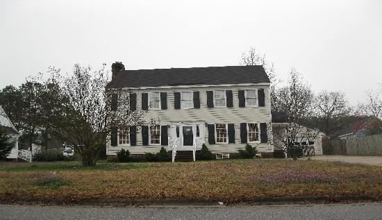 4145 Ketchpoint Drive, Rocky Mount, NC 27804 