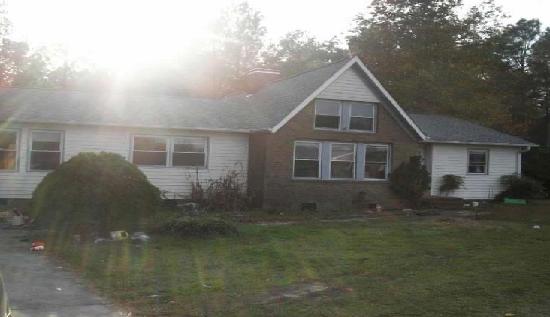 6 Conway Rd, Castle Hayne, NC 28429 