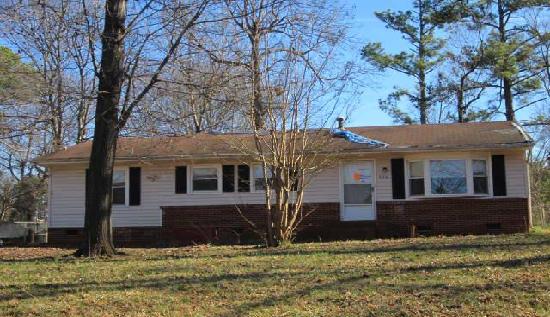 206 Tomberlin Drive, Mount Holly, NC 28120 