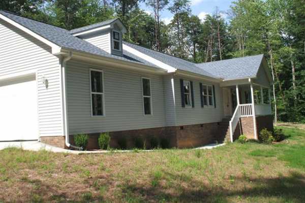 201 MARTHA LANE, Reidsville, NC 27320 